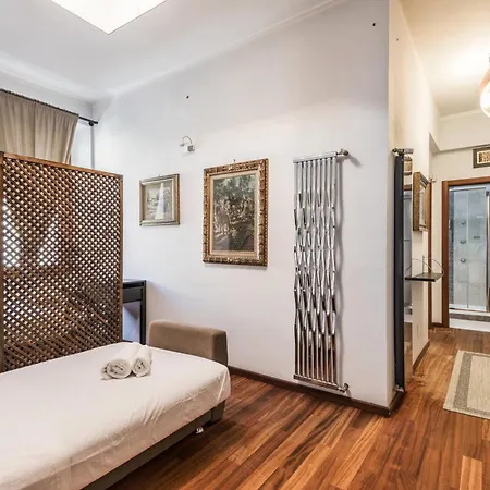 Apartamento Suitte In San Giovanni Near Basilica - -
